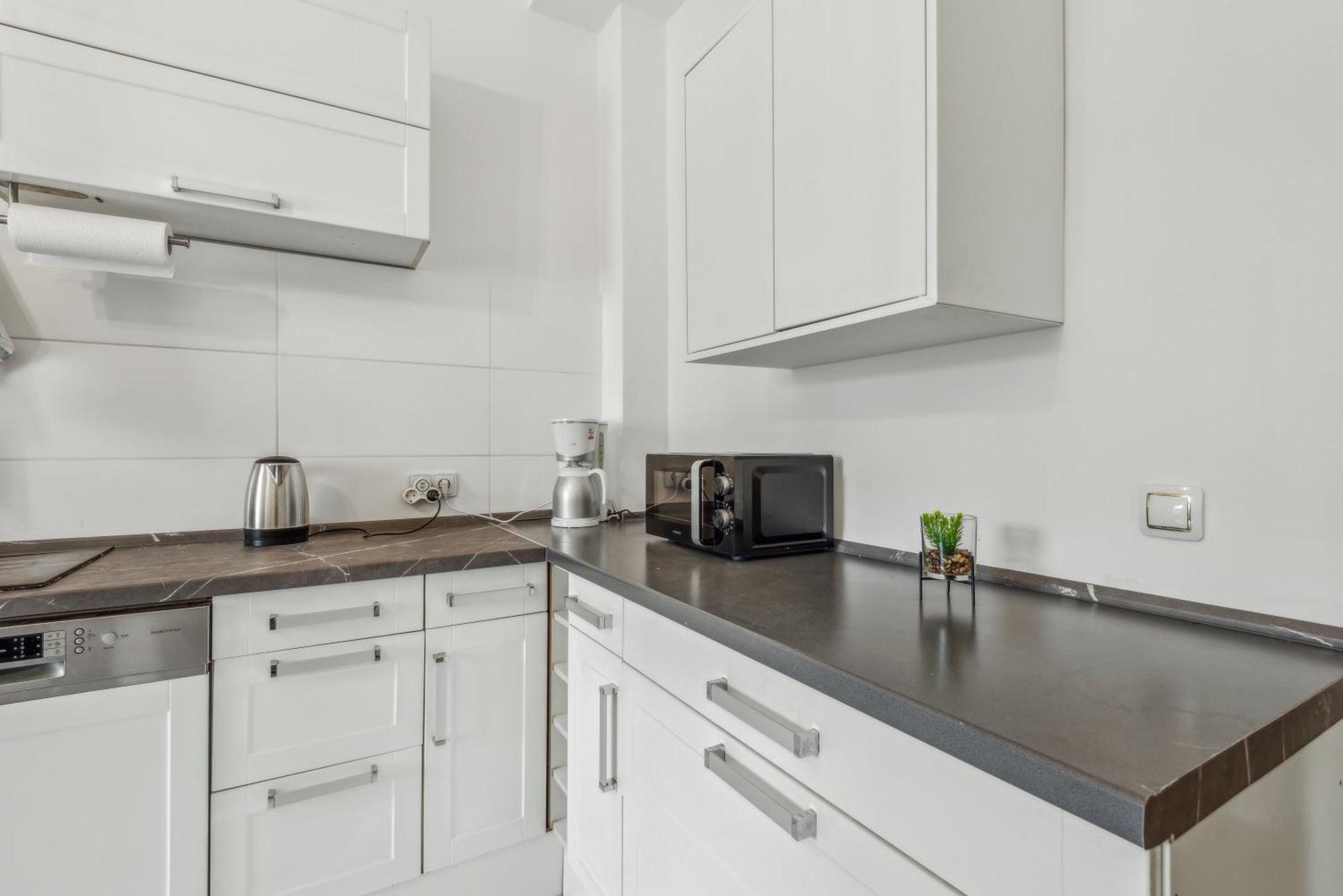 Zentrale Lage ... Ideal Fuer Geschaeftsleute, Monteure, Familien...3 Zimmer, Wlan, Smarttv Mettmann Zewnętrze zdjęcie